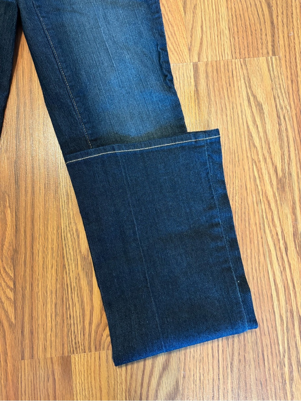 PAIGE Manhattan Fit & Flare Jeans - Picture 7 of 14